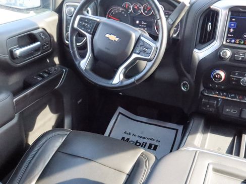 Used 2019 Chevrolet Silverado 1500 LTZ AWD/4WD image 11