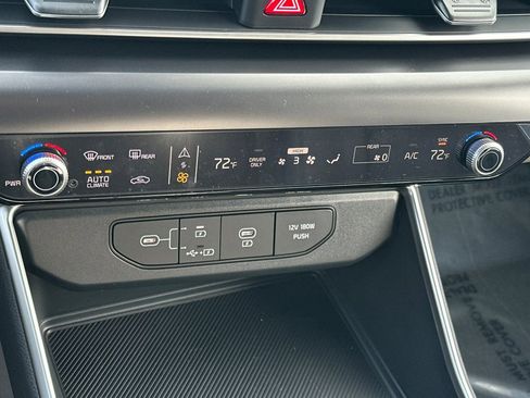 New 2026 Kia Carnival LXS image 18