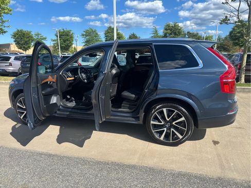 Used 2023 Volvo XC90 B5 Plus w/ Protection Package Premier AWD/4WD image 32