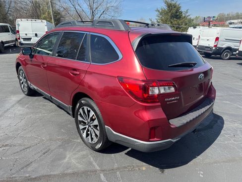 Used 2015 Subaru Outback 3.6R Limited image 3