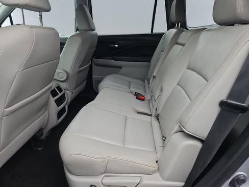 Used 2018 Honda Pilot EX-L image 19