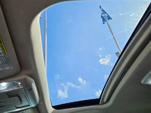 Used 2015 Toyota Tundra Platinum image 18