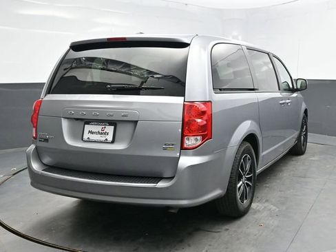 Used 2019 Dodge Grand Caravan GT image 6