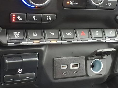 Used 2022 Chevrolet Silverado 3500 High Country w/ Z71 Off-Road Package image 19