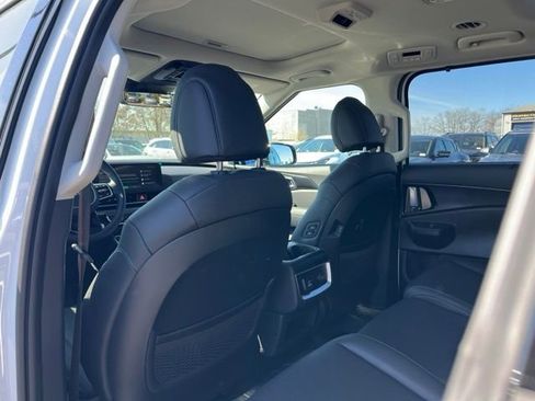 New 2026 Kia Carnival SX FWD image 11