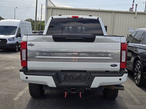 Used 2022 Ford F250 Platinum w/ FX4 Off-Road Package AWD/4WD image 5