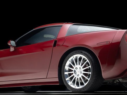 Used 2007 Chevrolet Corvette Coupe w/ Preferred Equipment Group RWD image 37