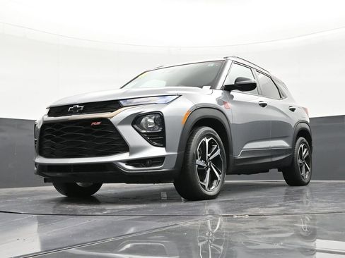 Used 2023 Chevrolet TrailBlazer RS FWD image 20