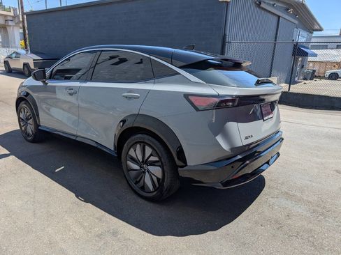 Used 2024 Nissan Ariya FWD image 5