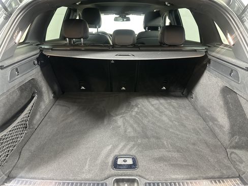 Used 2017 Mercedes-Benz GLC 300 4MATIC image 23