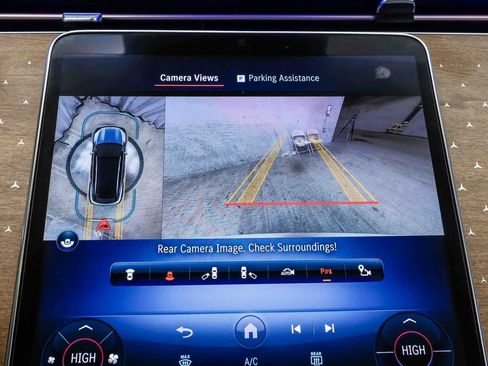 Certified 2023 Mercedes-Benz EQS 450+ SUV image 23