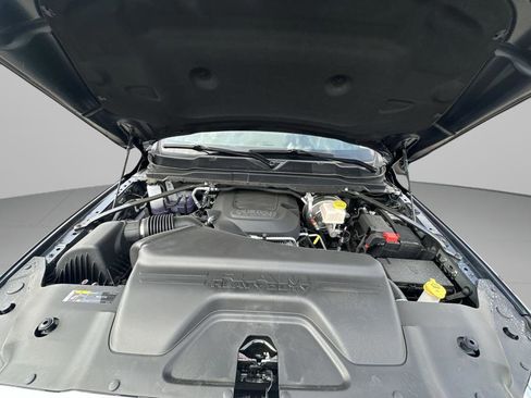New 2026 RAM 2500 Tradesman AWD/4WD image 31