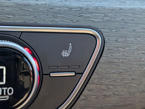 Used 2023 Audi A4 2.0T Premium Plus image 28