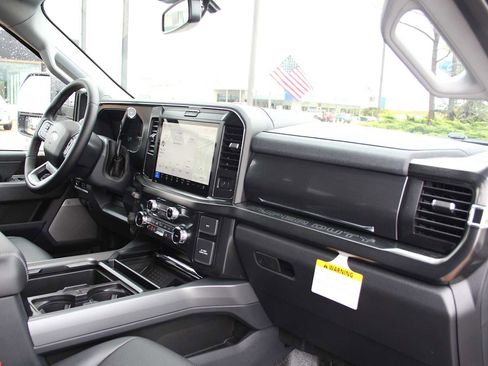 New 2026 Ford F350 Lariat image 15