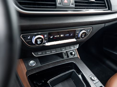 Certified 2023 Audi Q5 2.0T Premium Plus w/ Premium Plus Package AWD/4WD image 13