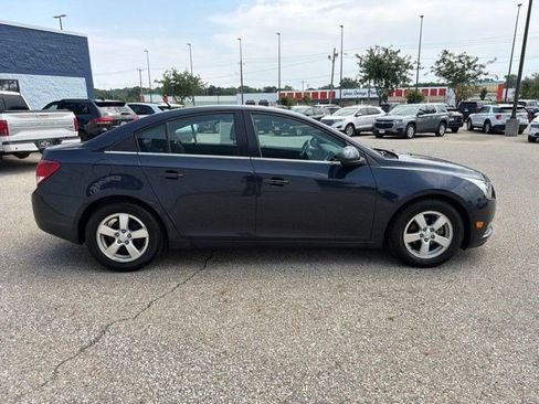 Used 2014 Chevrolet Cruze LT FWD image 6