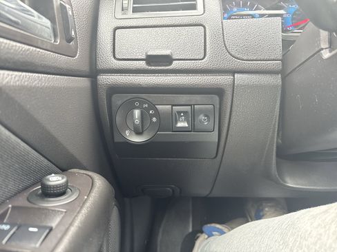 Used 2011 Ford Fusion SE w/ 202A Rapid Spec Order Code image 18