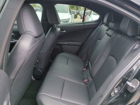 Used 2025 Lexus UX 300h FWD image 12