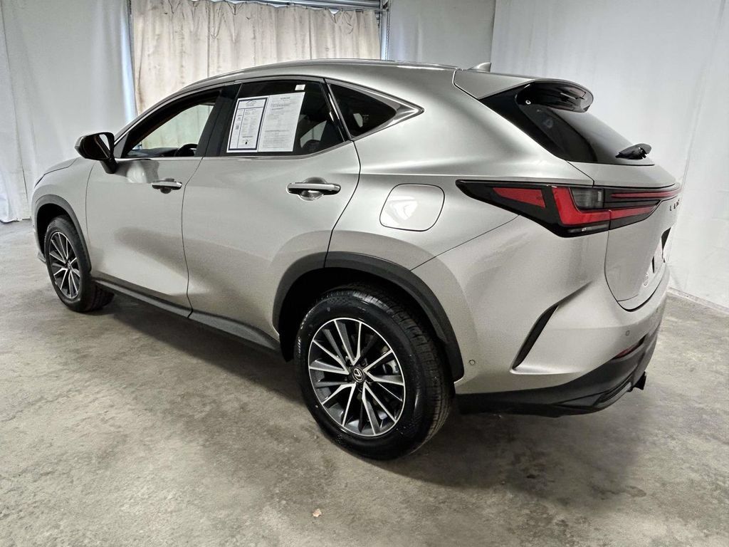 Used 2024 Lexus NX 350h AWD w/ Vision Package image 4