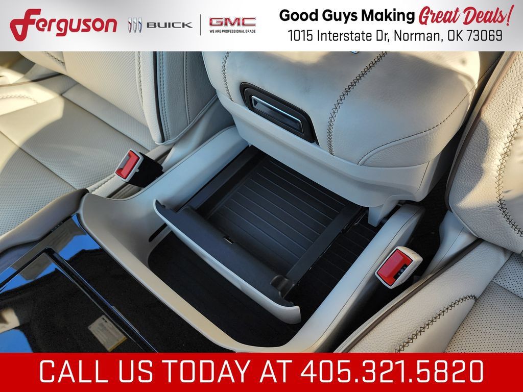 New 2026 GMC Yukon Denali w/ Denali Reserve Package AWD/4WD image 40