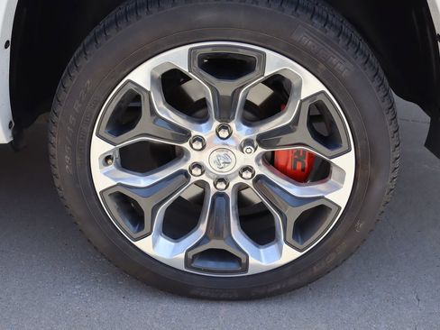 Used 2022 RAM 1500 Limited AWD/4WD image 31