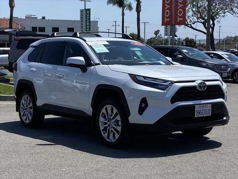 Certified 2025 Toyota RAV4 XLE Premium FWD image 12