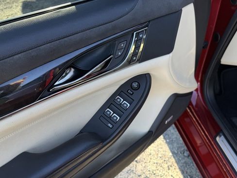 Used 2019 Cadillac CTS Luxury image 13