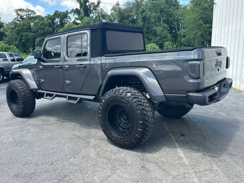 Used 2021 Jeep Gladiator Sport AWD/4WD image 8