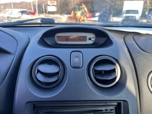 Used 2004 Mitsubishi Eclipse GTS image 12