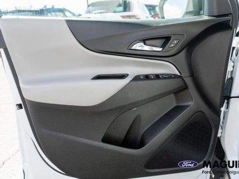 Used 2024 Chevrolet Equinox LS w/ LS Convenience Package FWD image 16