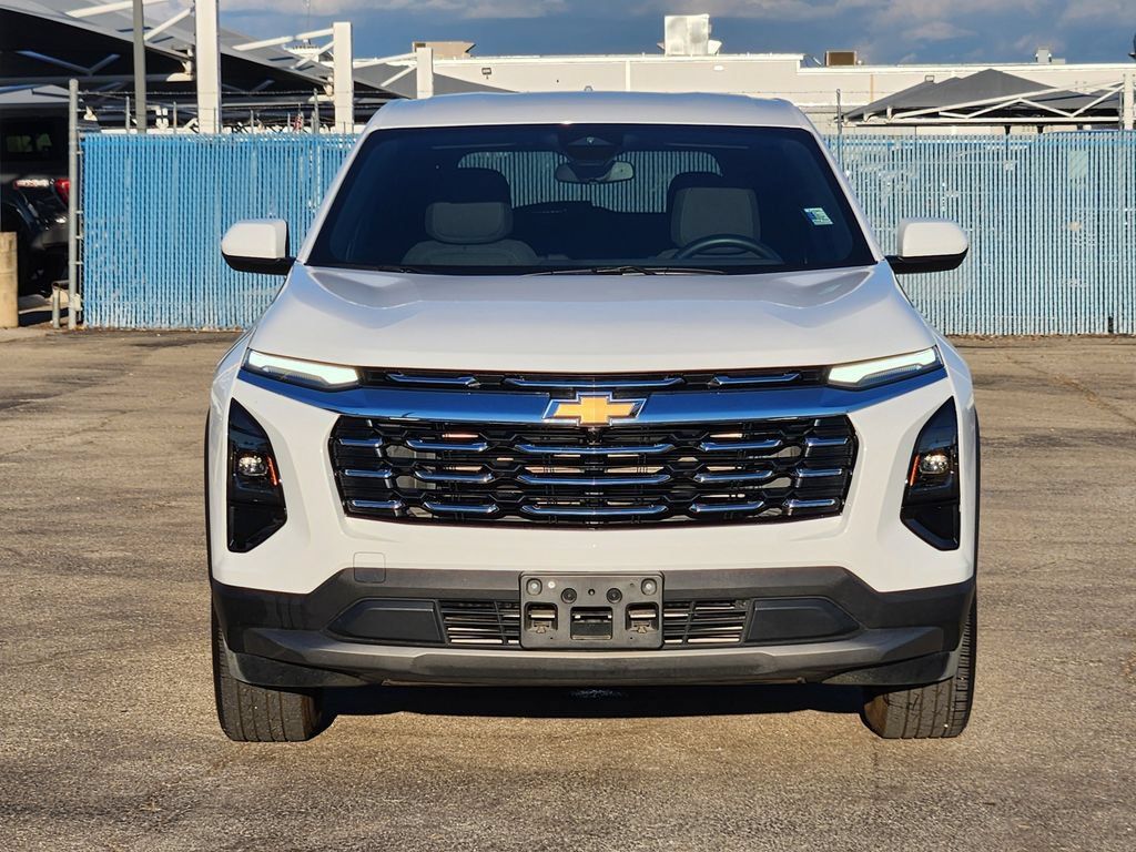 Certified 2026 Chevrolet Equinox LT FWD image 2