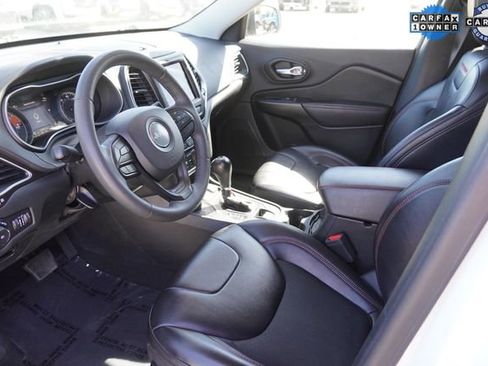 Used 2022 Jeep Cherokee Trailhawk image 22