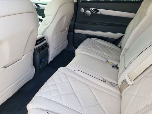 New 2026 Genesis GV80 3.5T Prestige image 10