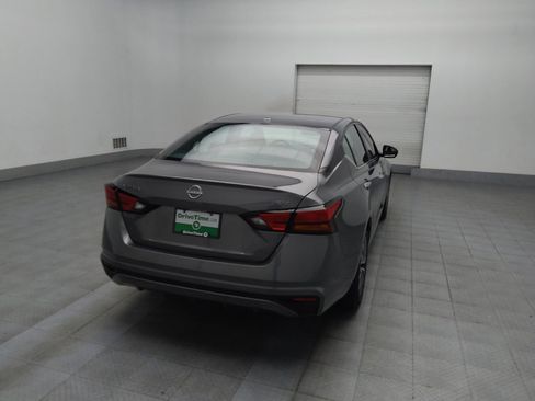 Used 2024 Nissan Altima 2.5 SV image 7