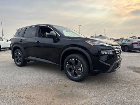 New 2026 Nissan Rogue SV image 7