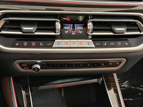 Used 2023 BMW X5 xDrive40i w/ Executive Package image 21