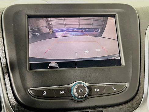 Used 2022 Chevrolet Equinox LT FWD image 30
