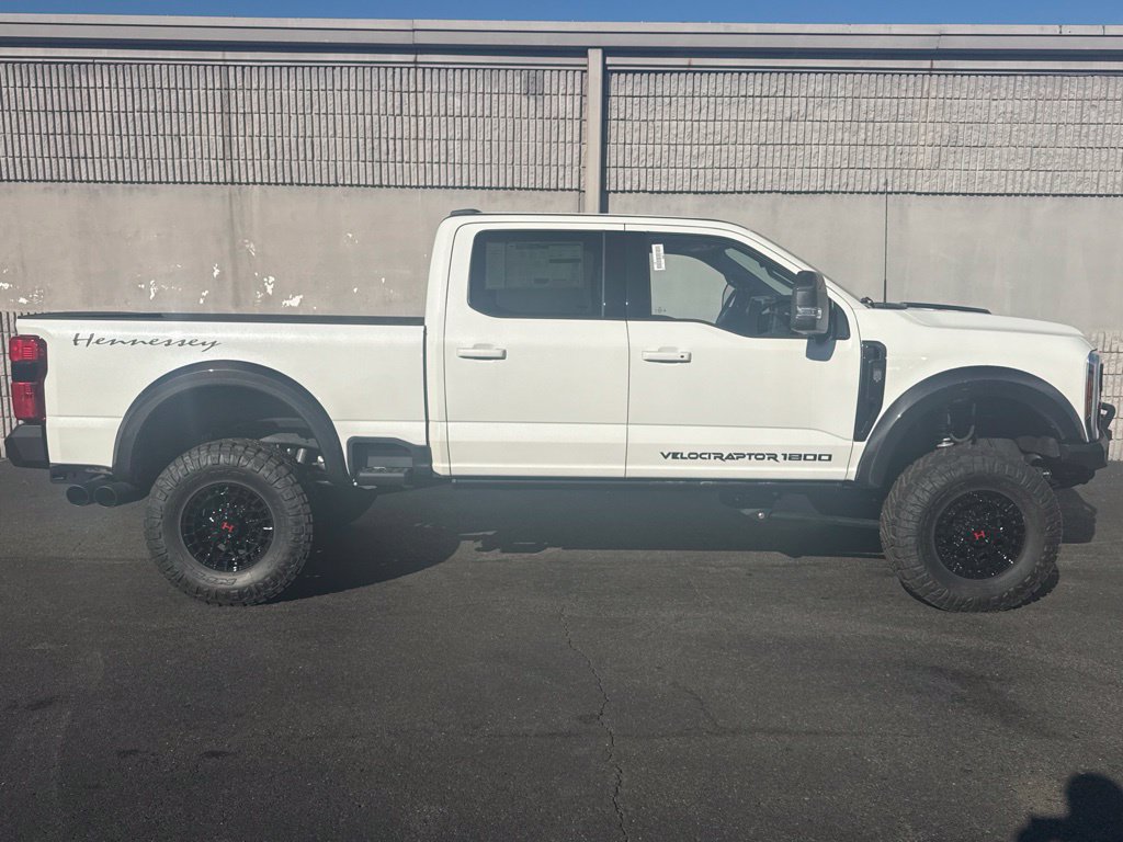 New 2026 Ford F250 Lariat w/ Black Appearance Package AWD/4WD image 2