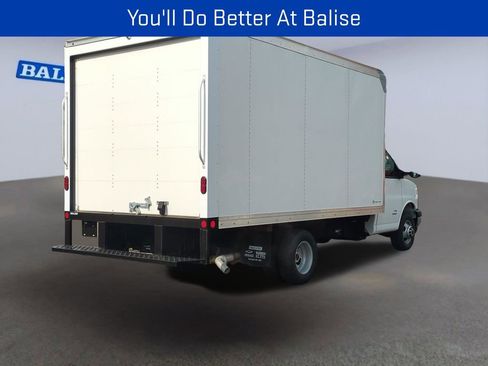 New 2025 GMC Savana 4500 w/ Power Convenience Package RWD image 3