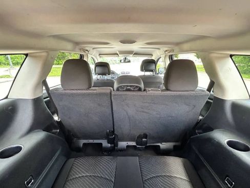 Used 2019 Dodge Journey SE FWD image 15