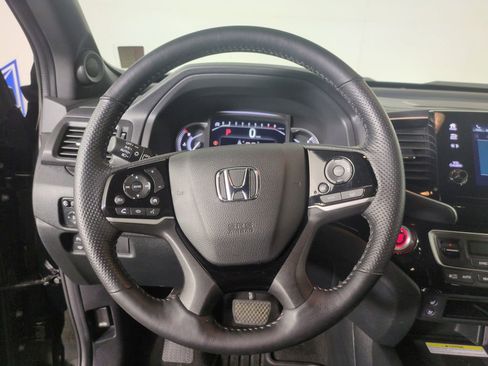 Used 2023 Honda Passport Elite image 14