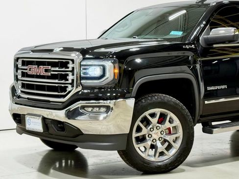 Used 2018 GMC Sierra 1500 SLT AWD/4WD image 4