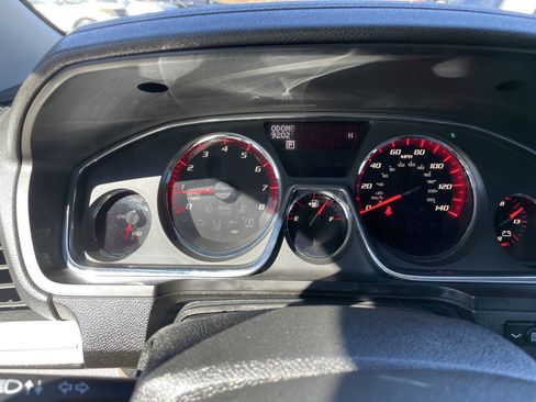 Used 2015 GMC Acadia SLT w/ Technology Package image 24