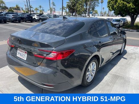 Used 2025 Toyota Camry LE FWD image 7