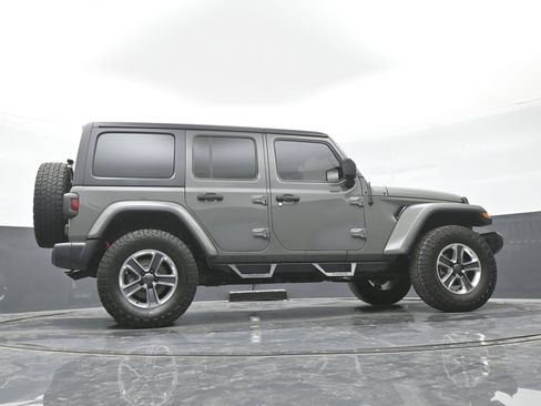 Used 2020 Jeep Wrangler Unlimited Sahara w/ Cold Weather Group AWD/4WD image 39