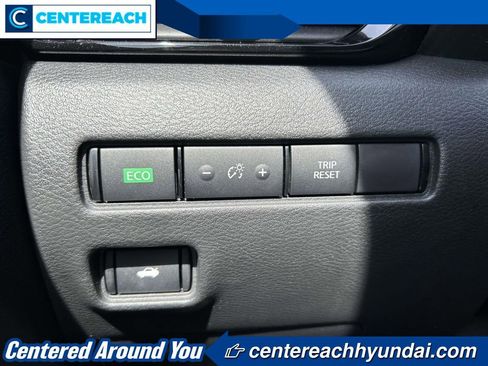 Used 2023 Nissan Sentra SR w/ SR Premium Package FWD image 12