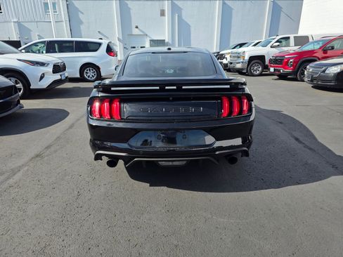 Used 2019 Ford Mustang GT Premium RWD image 6