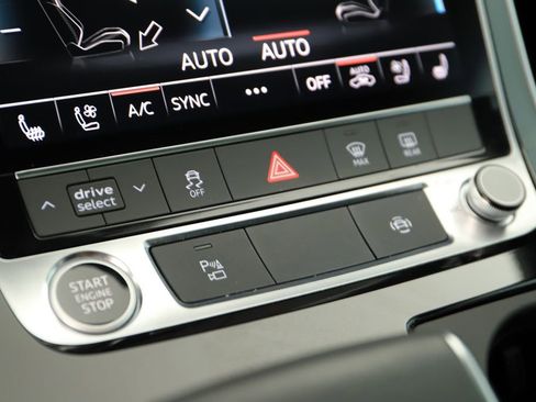 Used 2025 Audi Q7 3.0T Premium Plus w/ Premium Plus Package image 26