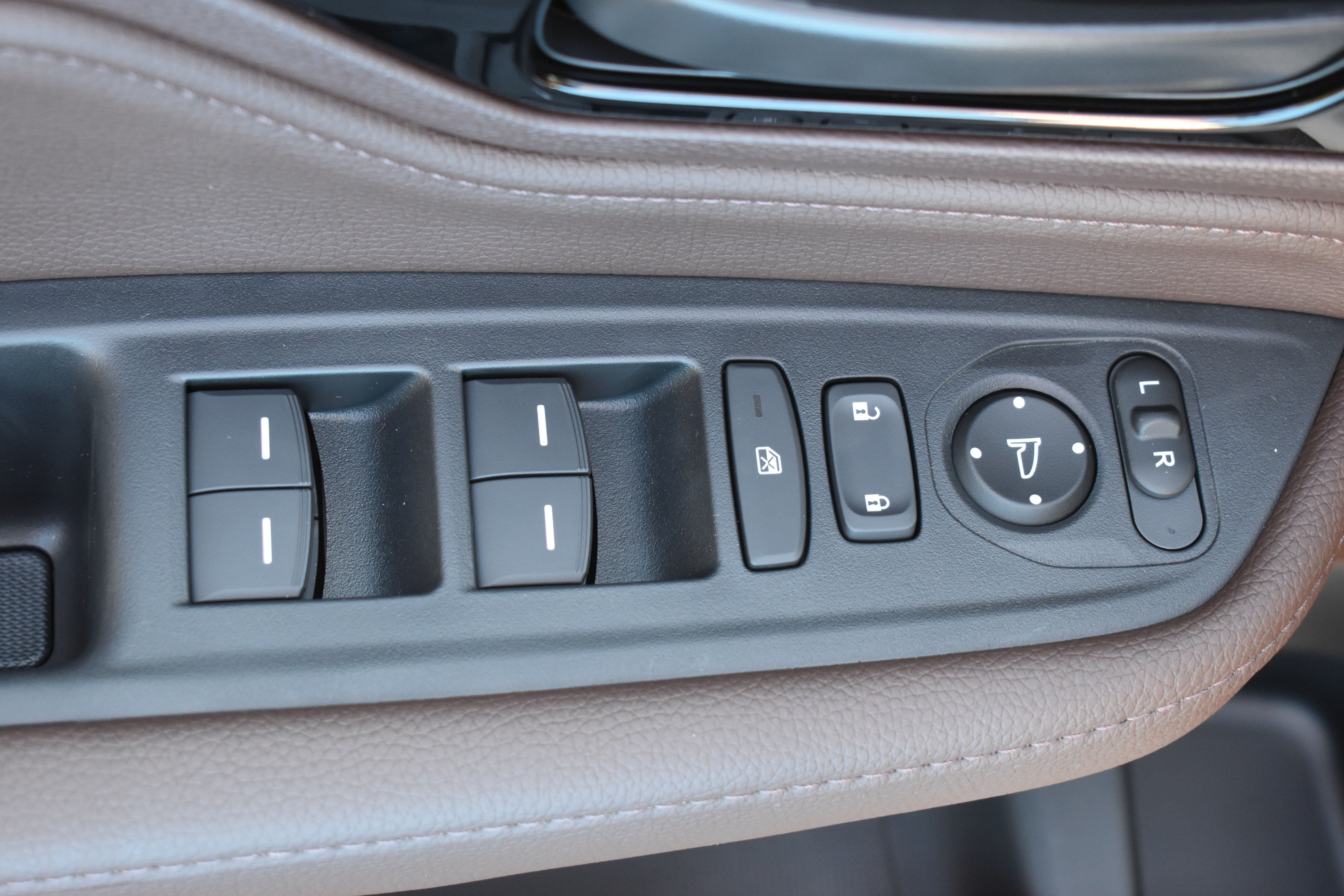 New 2027 Honda Odyssey Touring image 12