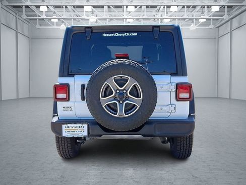 Used 2021 Jeep Wrangler Unlimited Sport AWD/4WD image 6